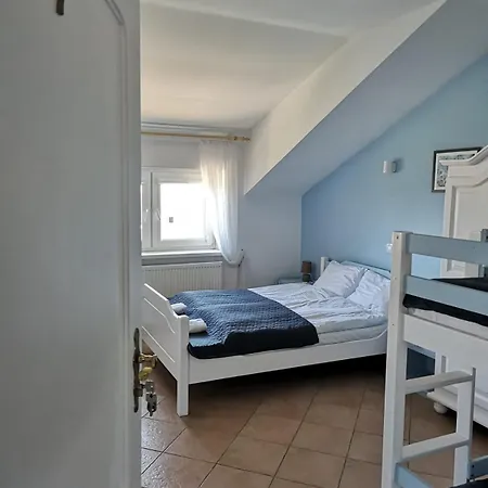 Margarita I Πανσιόν *