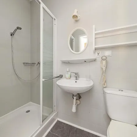 Margarita I Konukevi Władysławowo